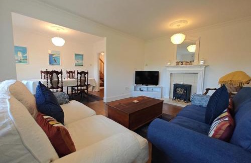 Brighstone House | The Nook - Brighstone