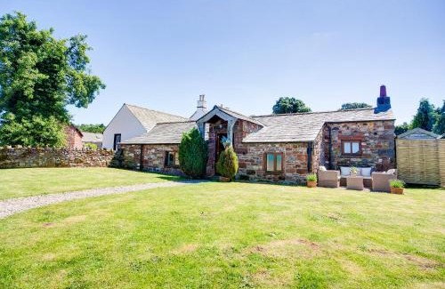Welton House | The Nook Cottage