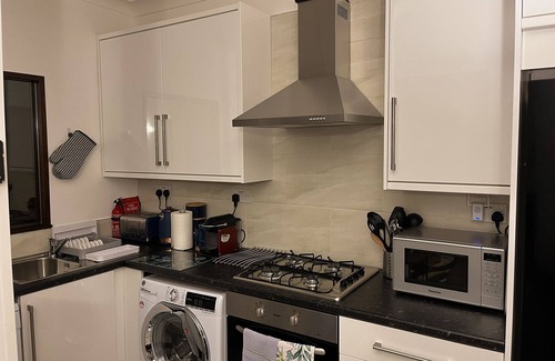 Crieff Apartment | The Nook Crieff - central 2-bed with garden :)