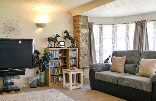 Whitecroft House | The Nook