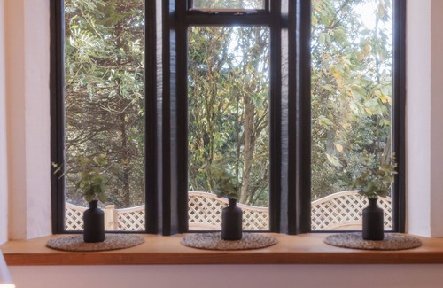 Carlton-in-Cleveland Cottage | The Nook Great Ayton Yorkshire - a cottage that sleeps 6 guests in 3 bedrooms