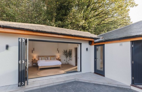 Carlton-in-Cleveland Cottage | The Nook Great Ayton Yorkshire - a cottage that sleeps 6 guests in 3 bedrooms