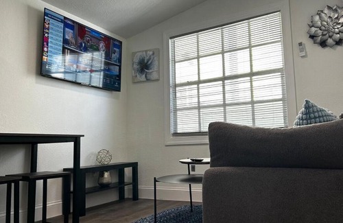 Tampa Heights Apartment | The Nook - Studio By Armature Works and Riverwalk