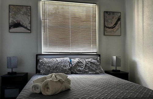 Tampa Heights Apartment | The Nook - Studio By Armature Works and Riverwalk