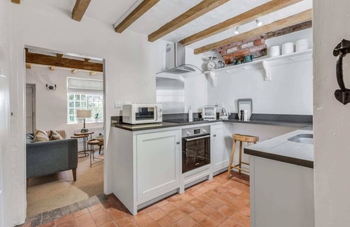 Loughborough House | The Nook with Hot Tub