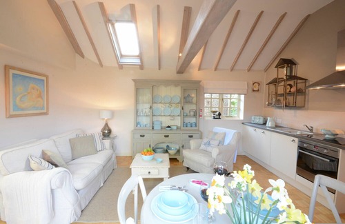 Saxmundham Cottage | THE NOOKERY AT SNAPE HALL, pet friendly in Snape, Suffolk