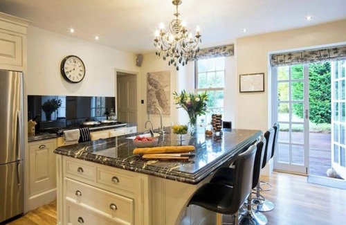 Felmingham Other | The Norfolk Farmhouse nr coast with hot-tub