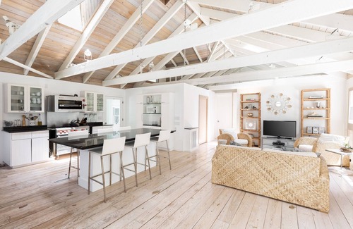 Peconic House | The North Fork Loft