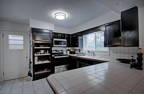Tougaloo House | The North Star - Luxury 3bd/3ba Home by WholeFoods
