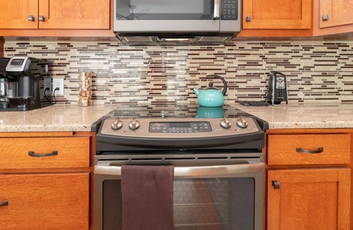 Town of Richmond Cottage | The North Star of Honeoye: Family Friendly, Great View of Honeoye Lake!