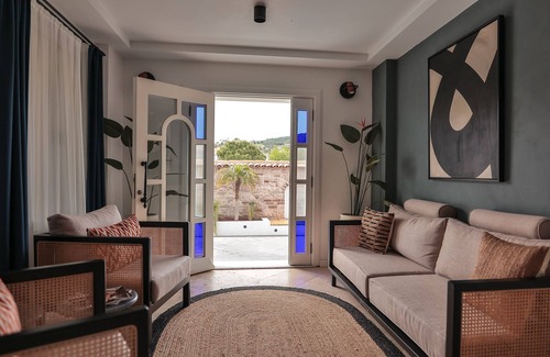 Ayvalik Hotel | The North Wind