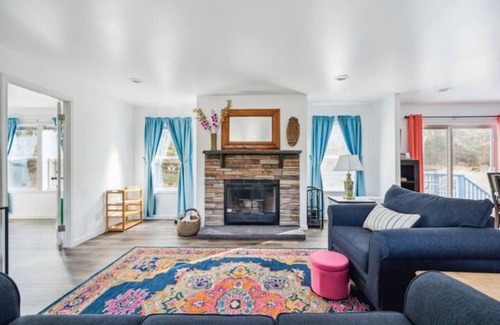 Cuddebackville Cottage | The Northern Estate