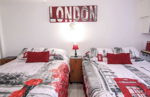 Bracebridge Apartment | The Notting Hill Room | The Jypsy Inn