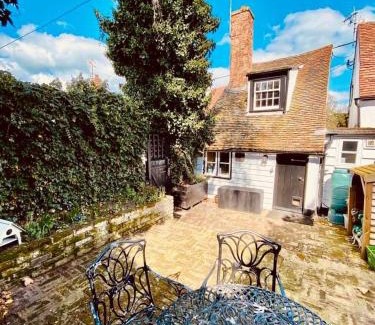 West Mersea House | The Nutshell