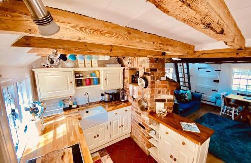 West Mersea House | The Nutshell