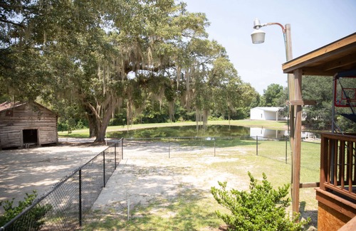 Adel House | The Oak House at Bullard Estates