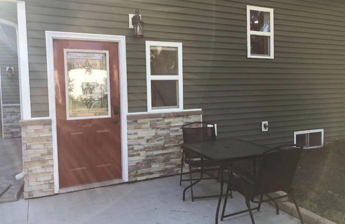 Oakes House | The Oakes Oasis ~Hot Tub and Sauna~