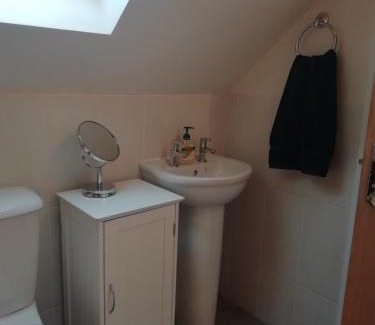 Newark Bed & Breakfast | The Oaklodge