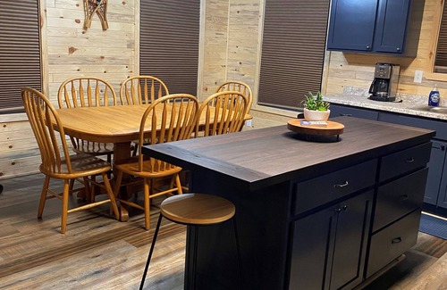 Birch Run Township House | The Oaks - Frankenmuth/Birch Run