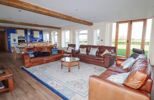 Loppington House | The Oaks