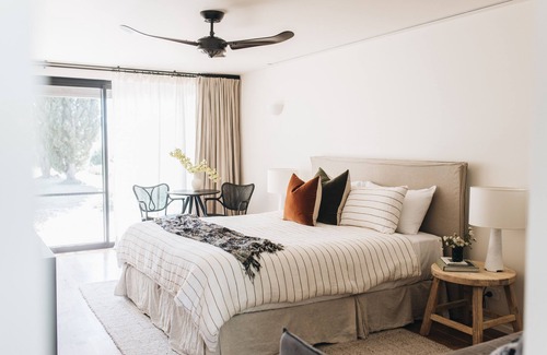 Jeremadra Hotel | The Oaks Ranch