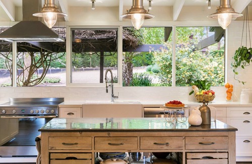 Red Hill South House | The Oaks Stunning Red Hill Country and Coastal Home 15 Acres, Wineries, Beaches
