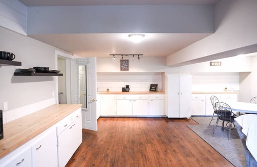 Yakima Apartment | The Oakshire Cottage