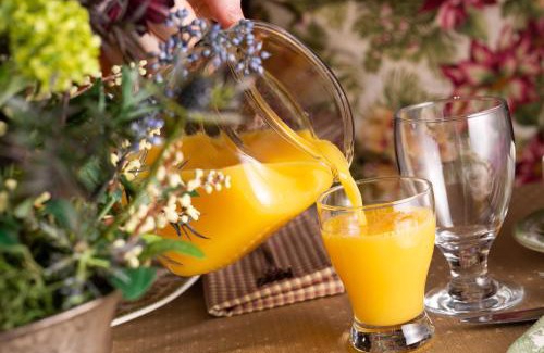 Spirit Lake Bed & Breakfast | The Oakwood Inn
