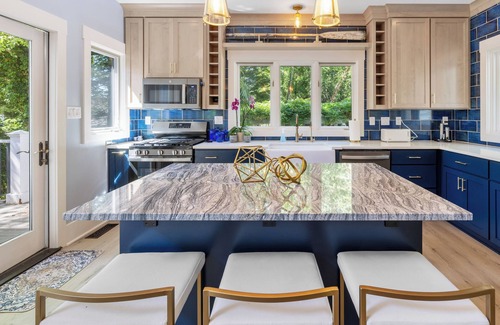 Seneca House | The Oar House on Lake Keowee