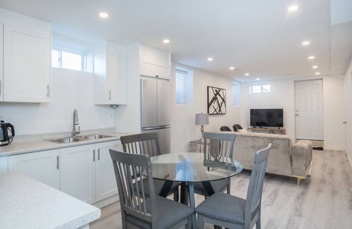 Bowmanville House | The oasis is equipped to make your stay unforgettable!