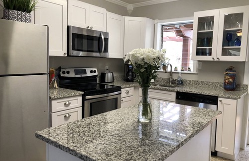 Riverview Estates House | The Oasis-Private Heated Pool, Hot Tub, Outdoor living space-5mi to beach