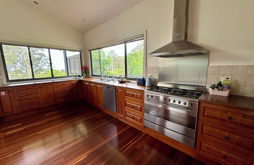 Tomerong House | The Oasis Retreat