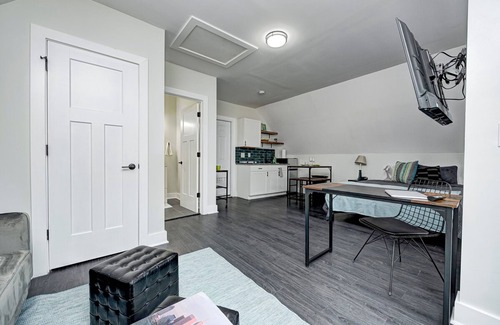 Fountain Square Apartment | The Oasis Studio - Fountain Square
