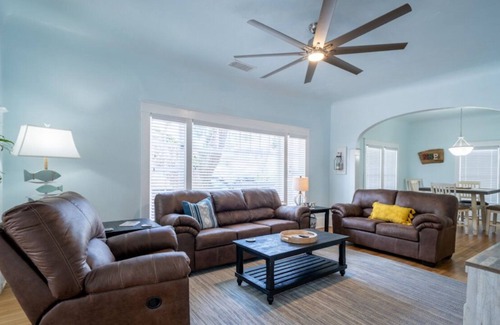 Historic District House | The Oasis: Your NSB Pool Retreat