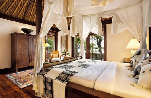 Sigar Penjalin Hotel | The Oberoi Beach Resort, Lombok