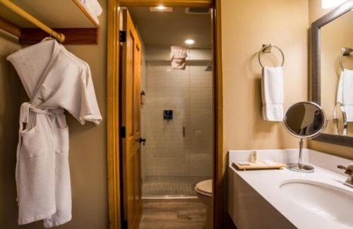 Tolovana Park Cabin | The Ocean Lodge