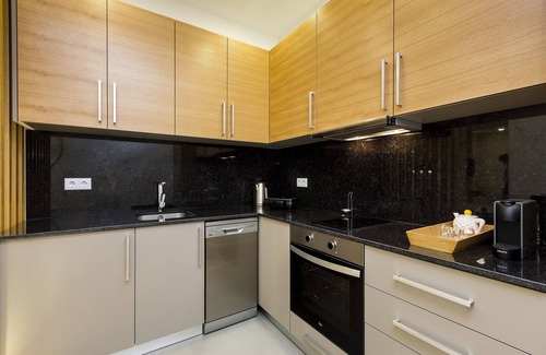Guimaraes Apartment | The Office Guest