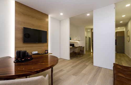 Guimaraes Apartment | The Office Guest