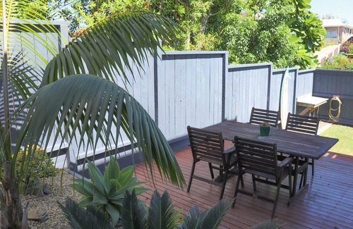 Ohope House | The Ōhope Beach Hideaway: Modern beach house, 3 minutes from white sand beach.