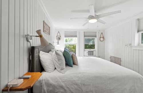 Fort Pierce House | The Old Apartment