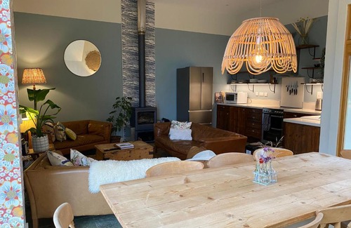 Godshill House | The Old Barn at Moor Farm