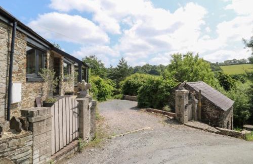 Ciliau-Aeron House | The Old Barn