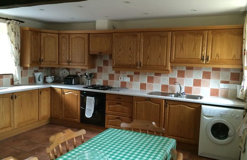 Frosterley House | The Old Byre. Cosy Barn conversion sleeping 6 people. Pets welcome.