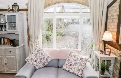 Sligo Cottage | THE OLD BYRE, family friendly in Sligo Town, County Sligo