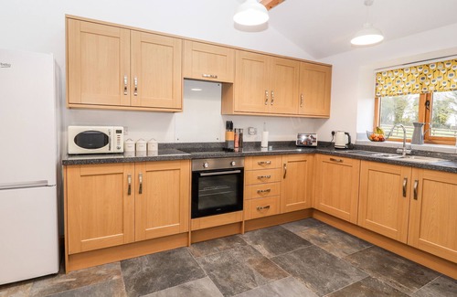 Oswestry Cottage | THE OLD CART HOUSE, family friendly, with a garden in Trefonen