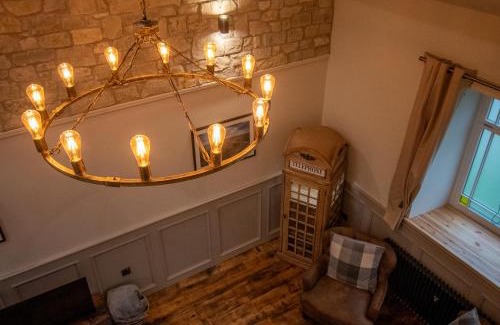 Hope Valley House | The Old Chapel, Peak District