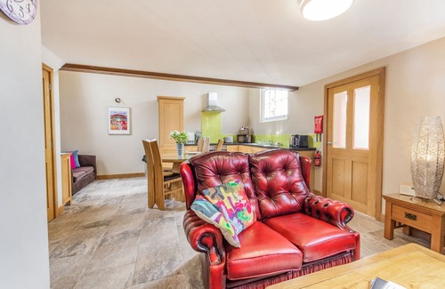 Great Hatfield Cottage | THE OLD CHAPEL, pet friendly, luxury holiday cottage in Hornsea
