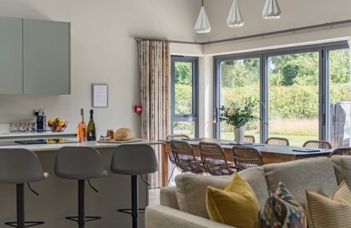 Sittingbourne House | The Old Cherry Barn, Faversham