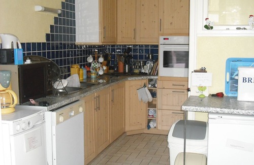 Belle-Isle-en-Terre House | The Old Coach House.Central Village Detached Family/pet friendly Ground Flr dble