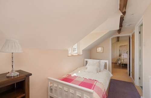 Nonington House | The Old Coach House near Canterbury. Pets welcome. No children under 12.